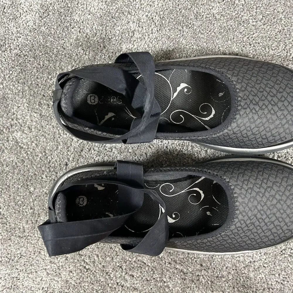 Bzees Sashay Women’s Size 8 M Black Strappy Slip-On Comfort Shoes Used
